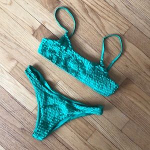ZAFUL BIKINI SIZE SMALL / KELLY GREEN